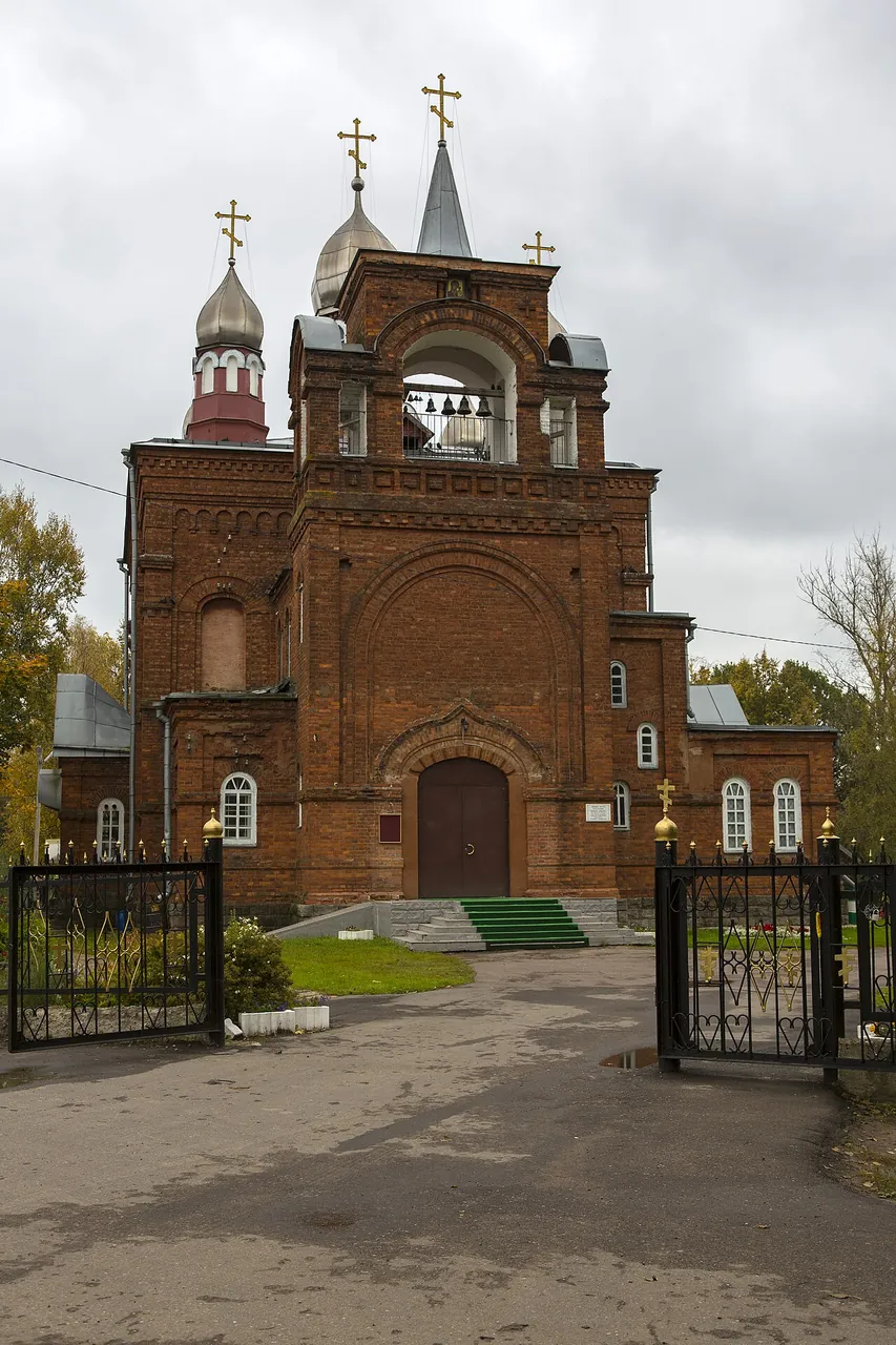 Казанская церковь — Чудово