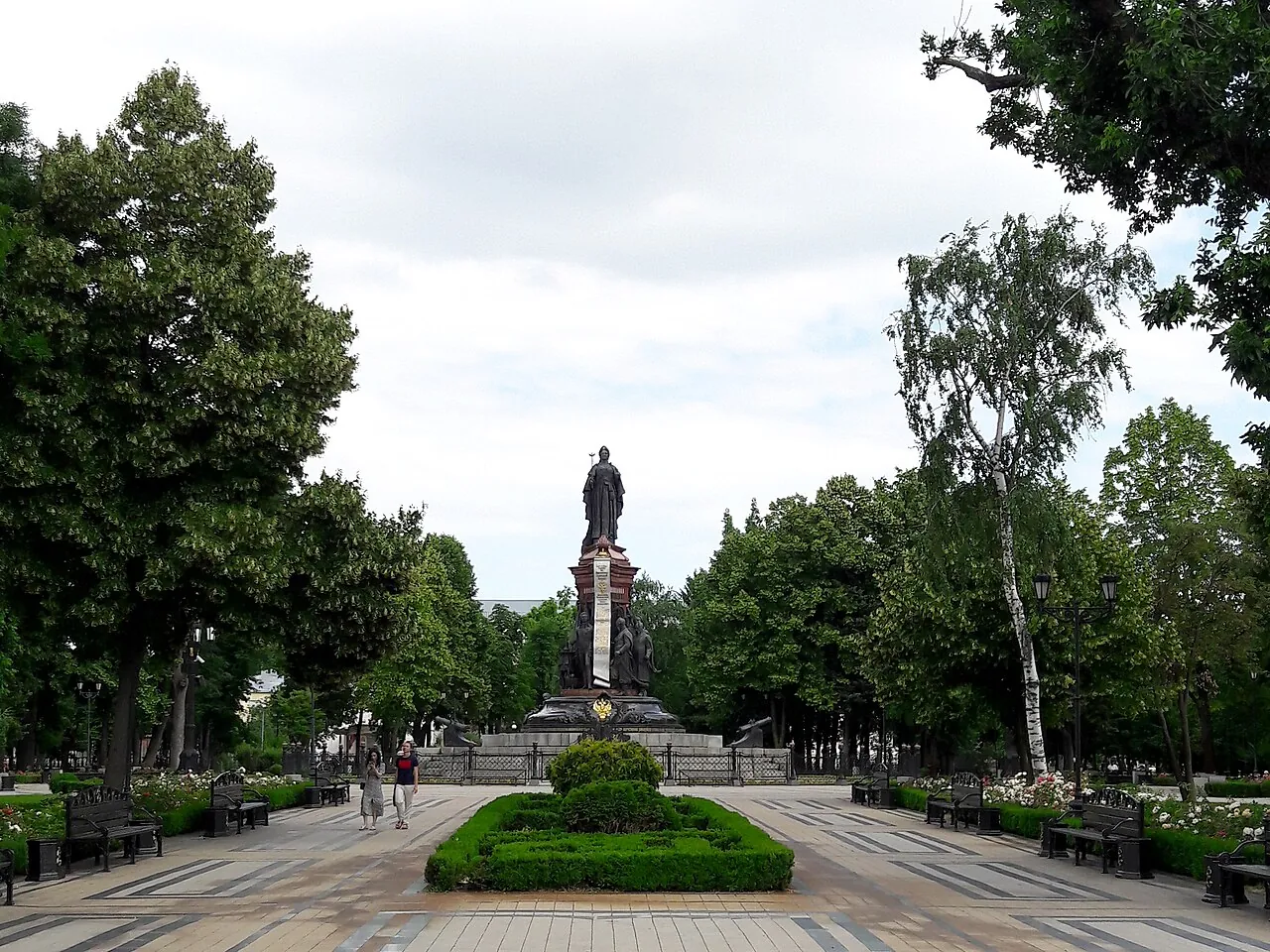 Екатерининский сквер у Красной улицы