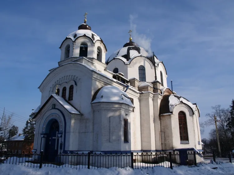 Казанский собор — Луга