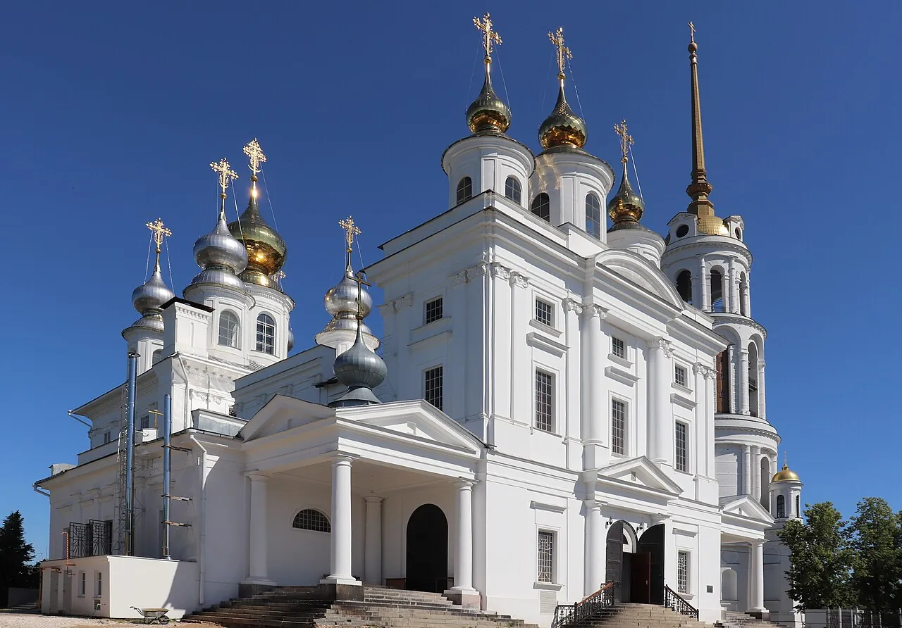 Воскресенский собор и колокольня — Шуя